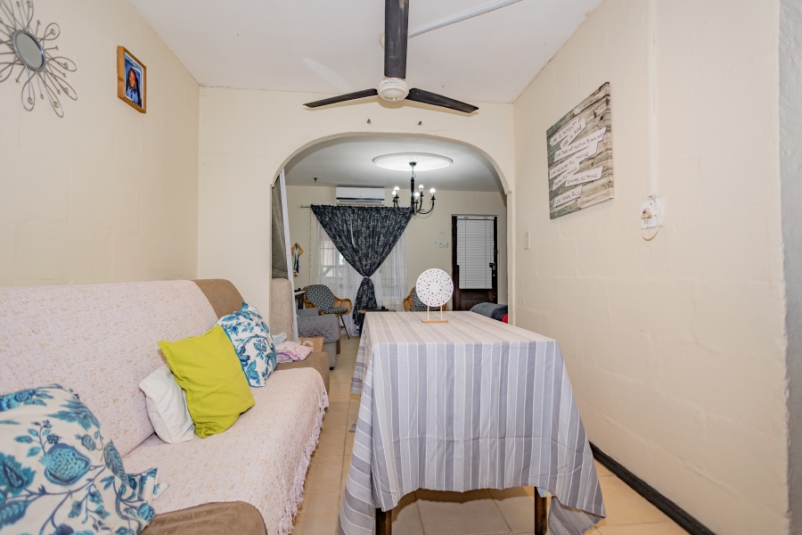 2 Bedroom Property for Sale in Connaught Estate Western Cape